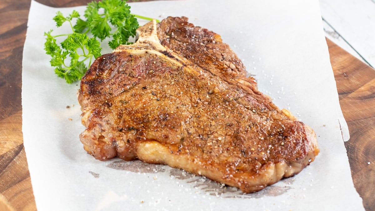 how-to-bake-a-t-bone-steak-in-the-oven