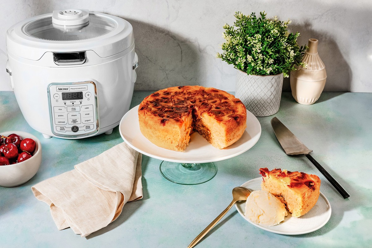 how-to-bake-a-white-cake-using-the-aroma-rice-cooker