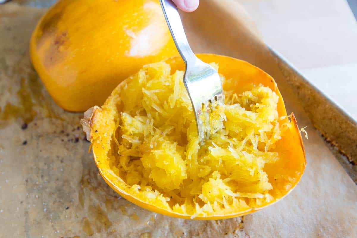 how-to-bake-a-whole-spaghetti-squash-in-the-oven