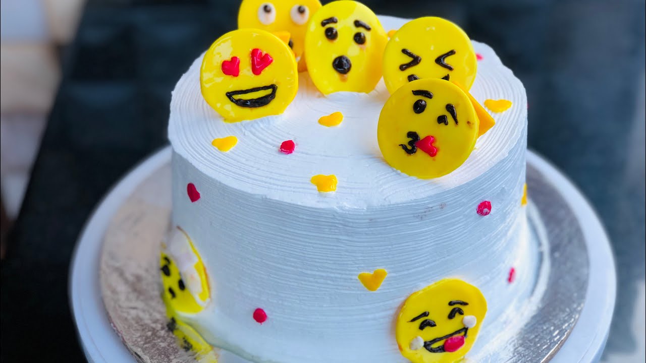 Emoji Birthday Cake Online | Cheap Price | YummyCake-nttc.com.vn