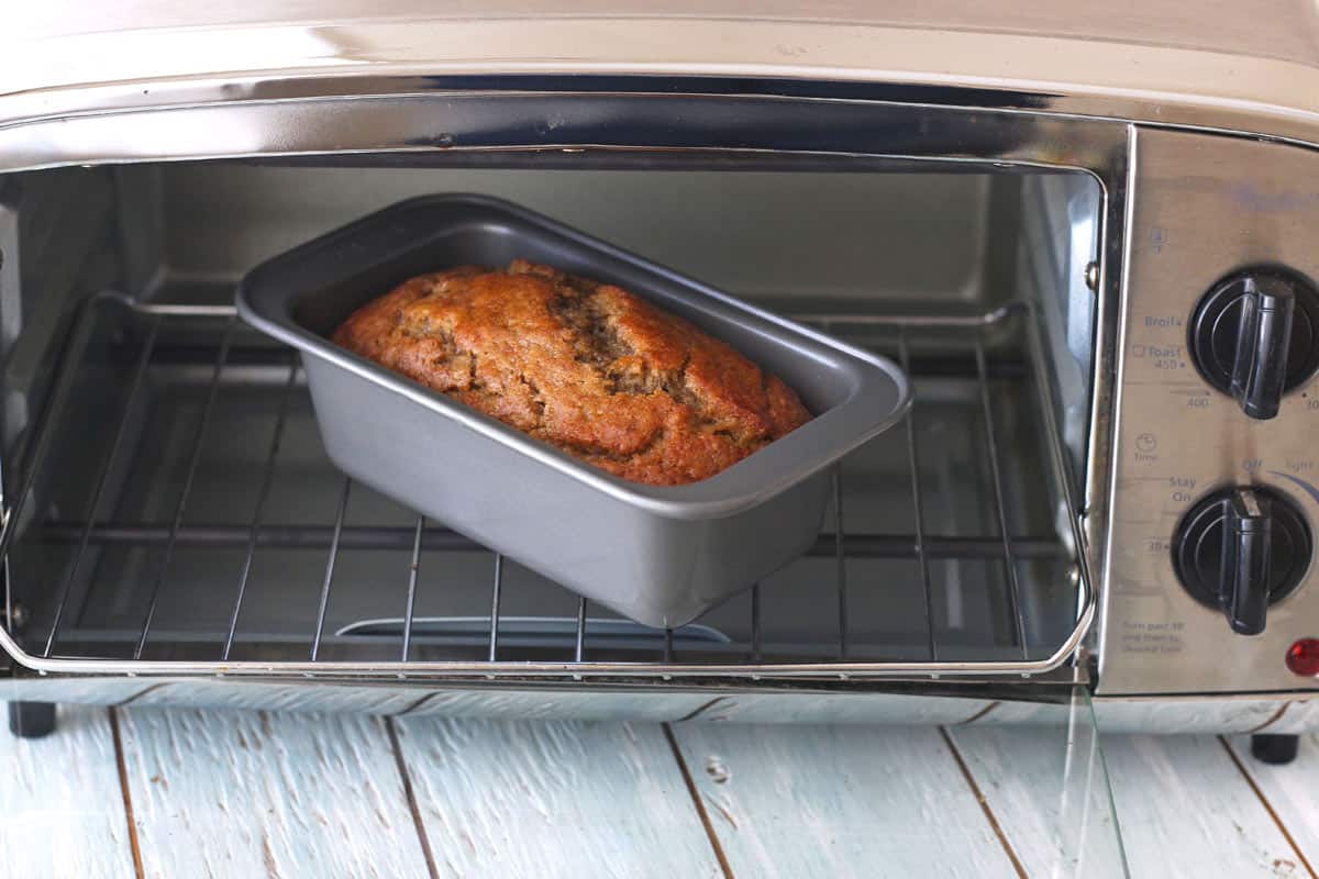 how-to-bake-bread-in-a-black-and-decker-convection-oven