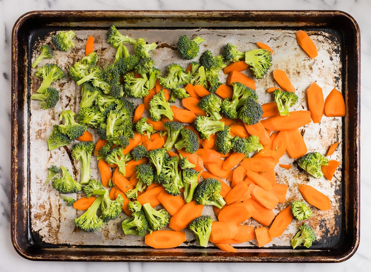 how-to-bake-carrots-and-broccoli