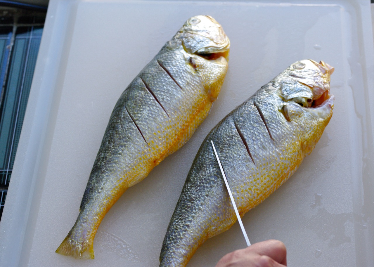 how-to-bake-croaker-fish-in-oven