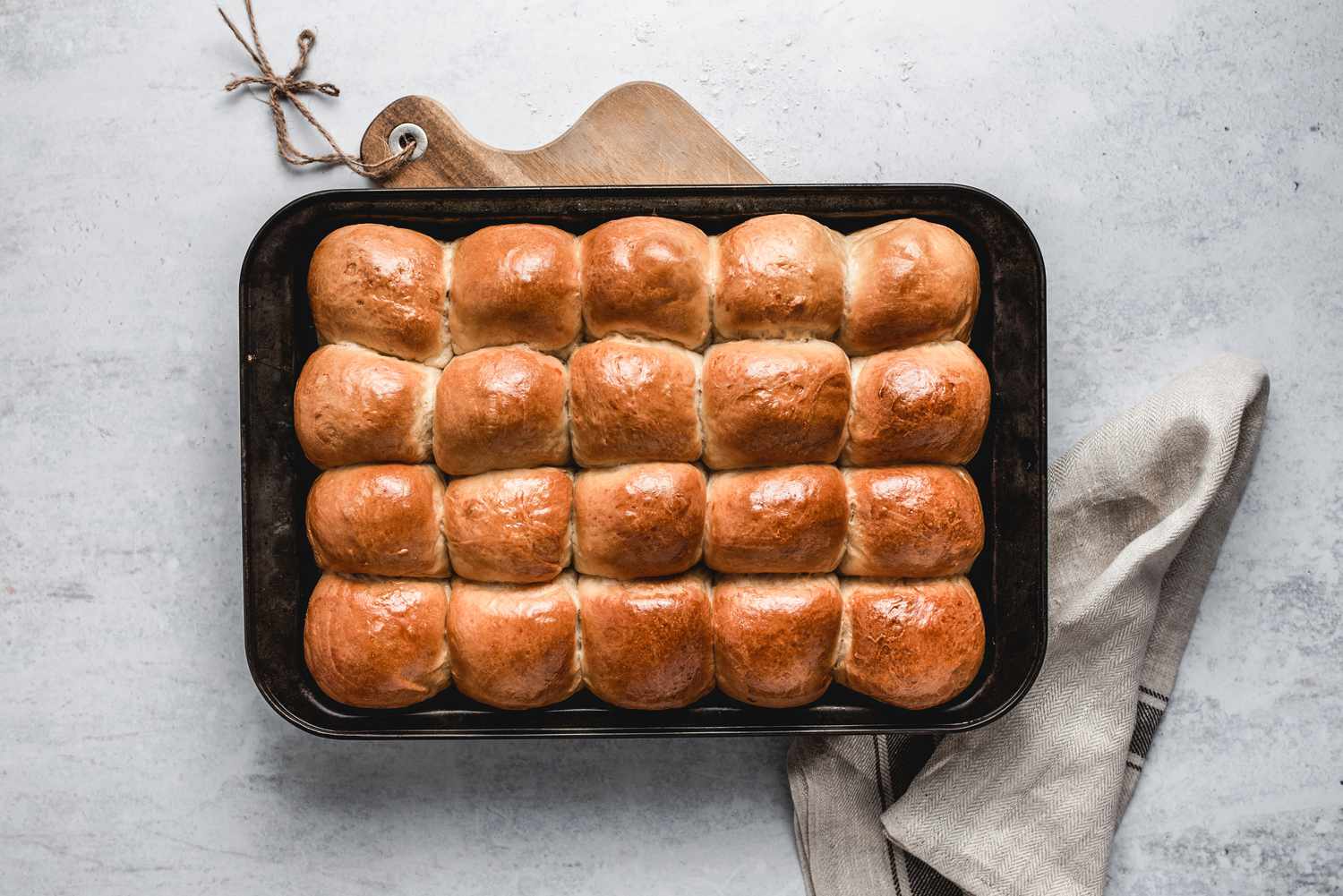 how-to-bake-frozen-yeast-rolls