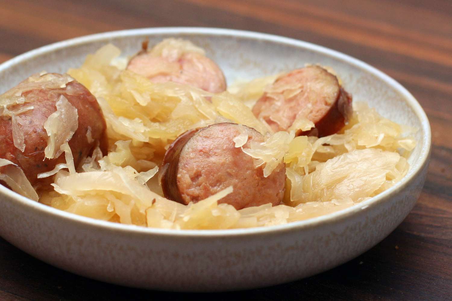 how-to-bake-kielbasa-and-sauerkraut-in-the-oven