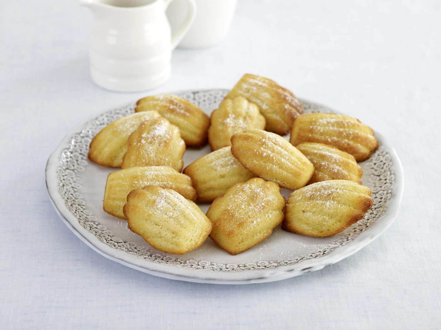 how-to-bake-madeleines
