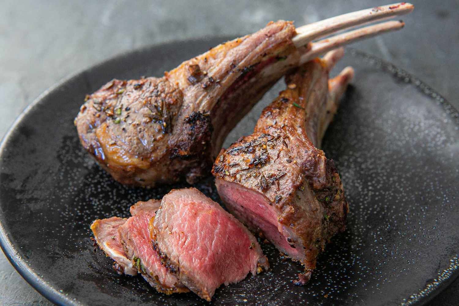 how-to-bake-moist-lamb-steaks