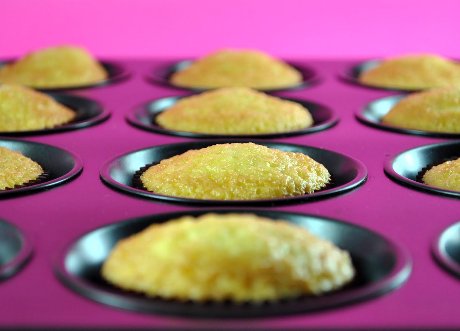 how-to-bake-muffins-evenly