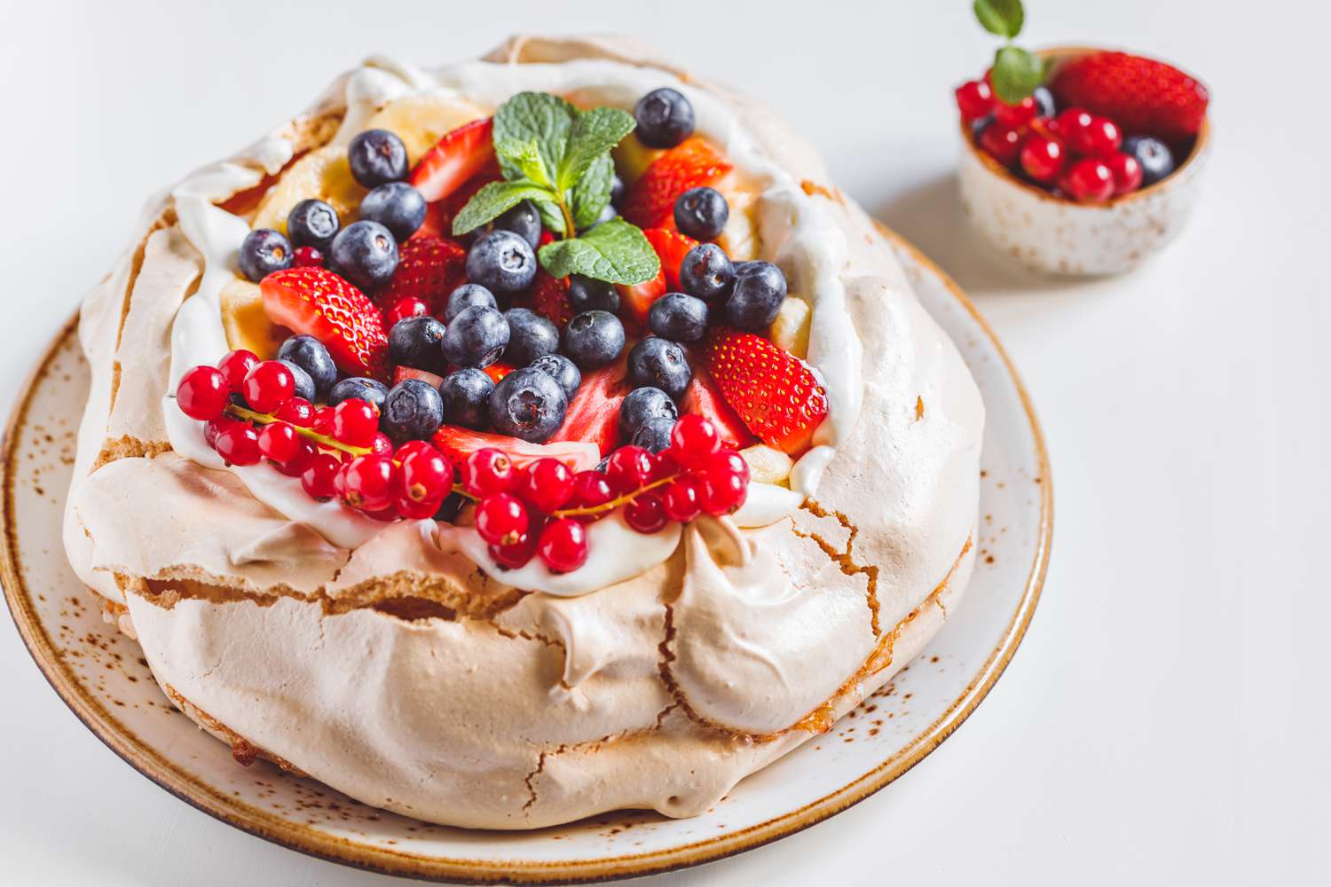how-to-bake-pavlova-cake