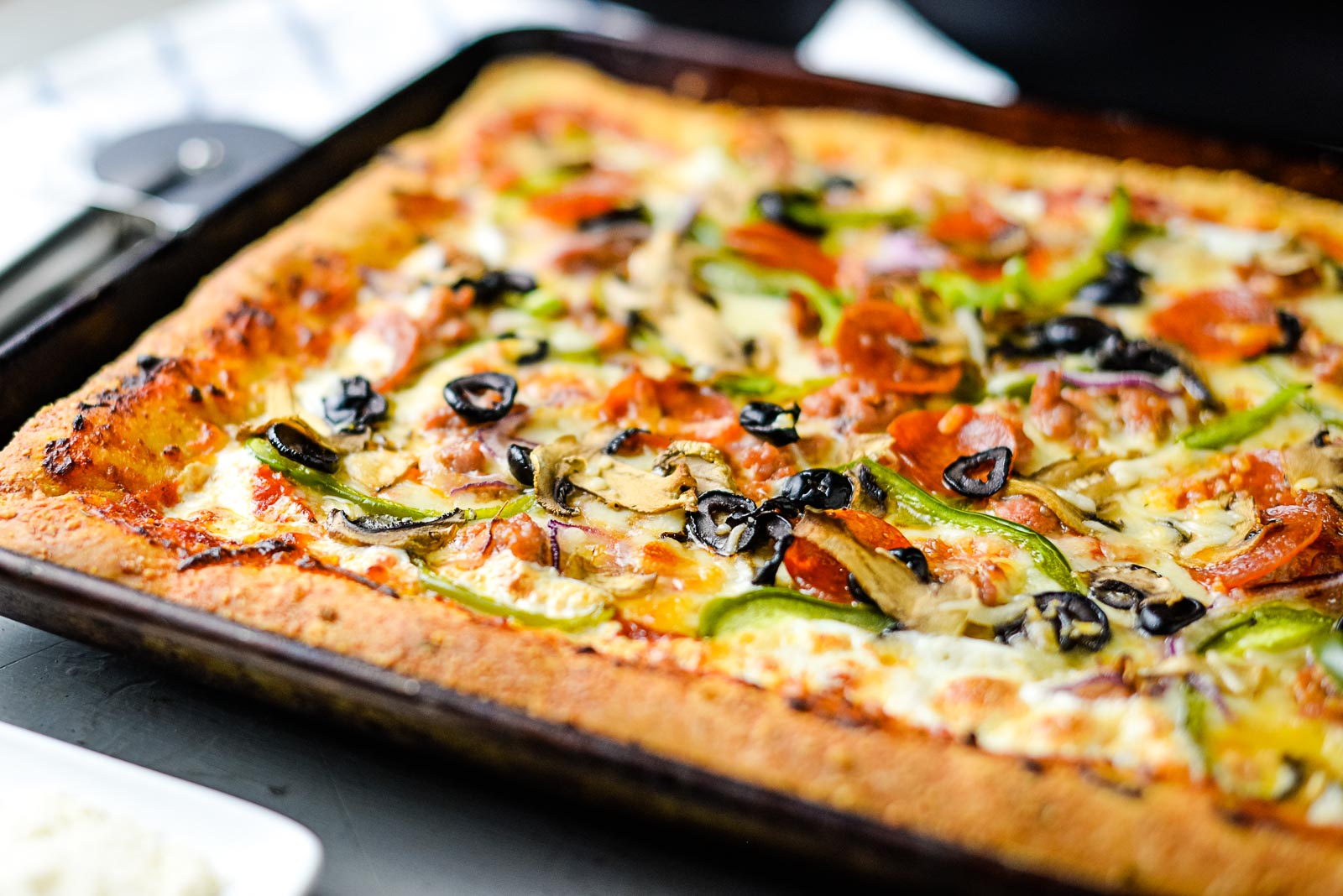 how-to-bake-pizza-crust-on-a-baking-sheet