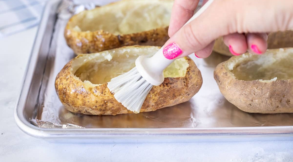 how-to-bake-potatoes-wrapped-in-plastic