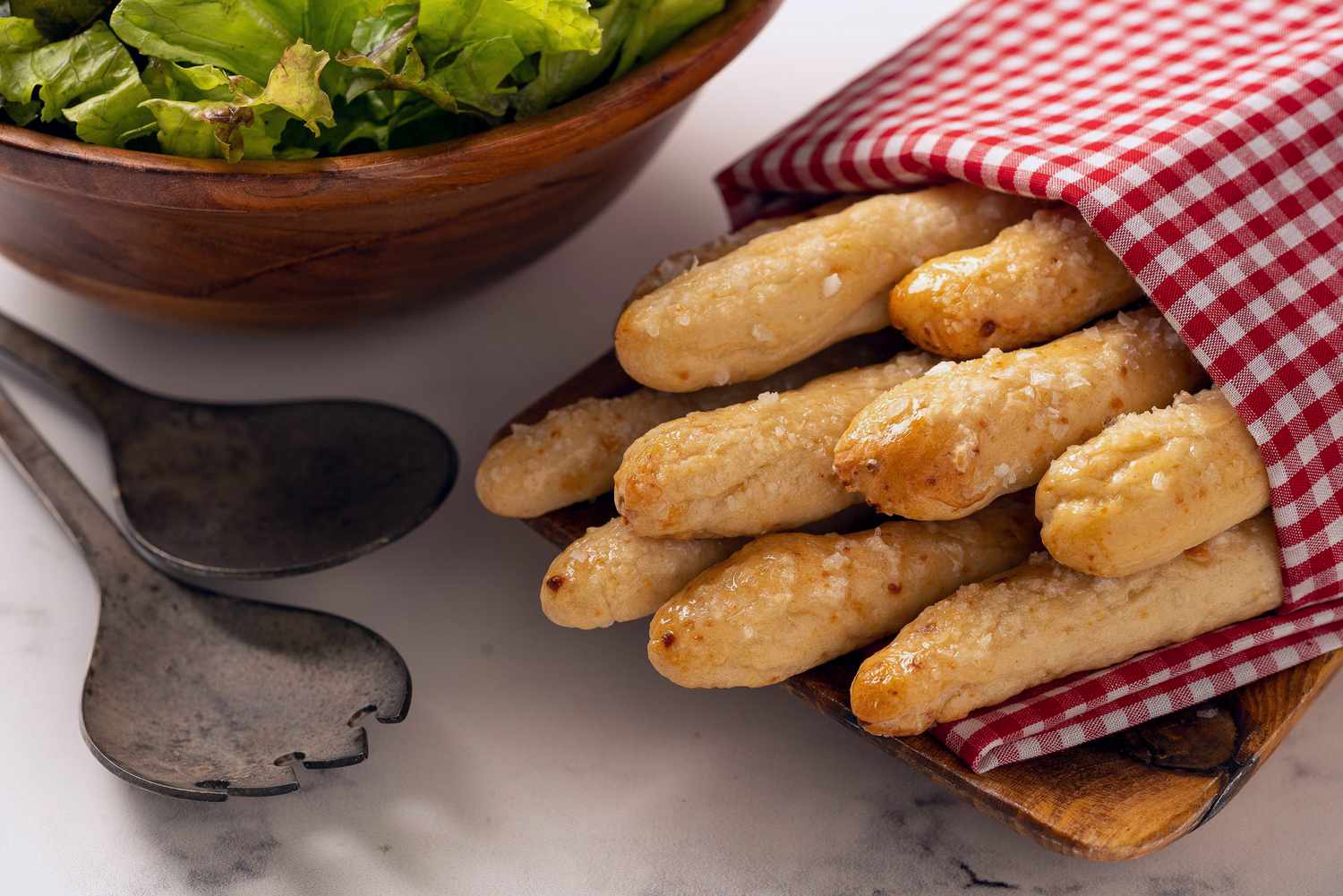 how-to-bake-unbaked-olive-garden-breadsticks