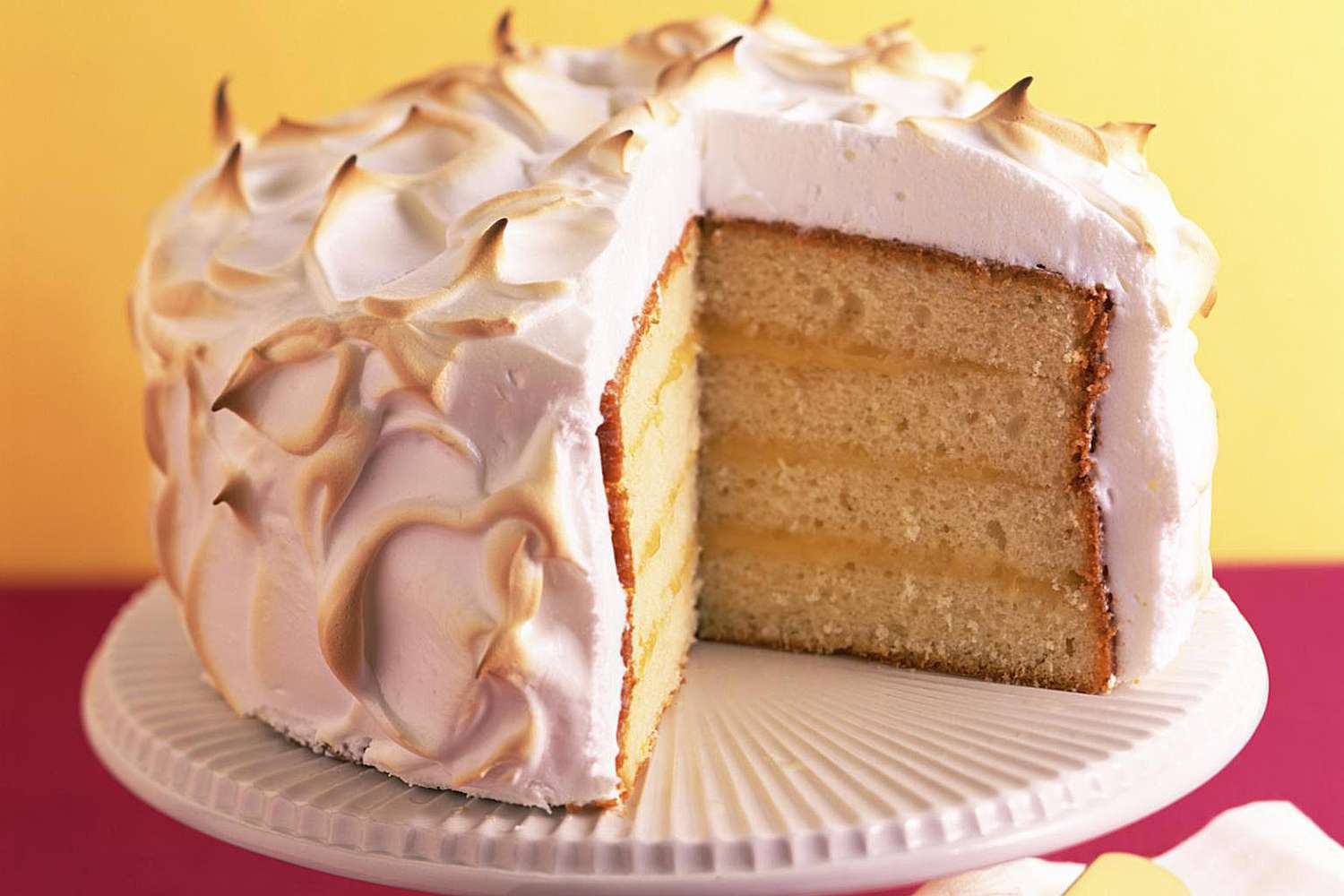 how-to-make-meringue-for-cake-decorations