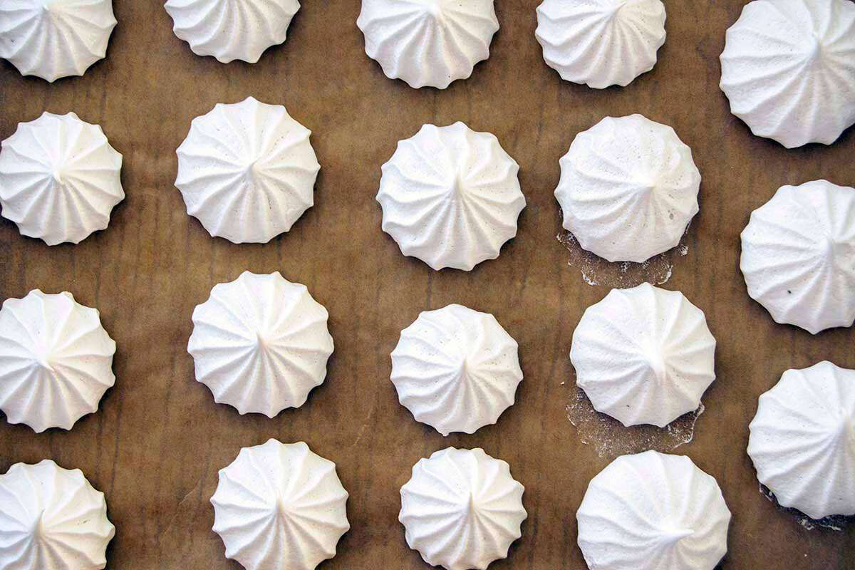 how-to-make-meringue-from-aquafaba