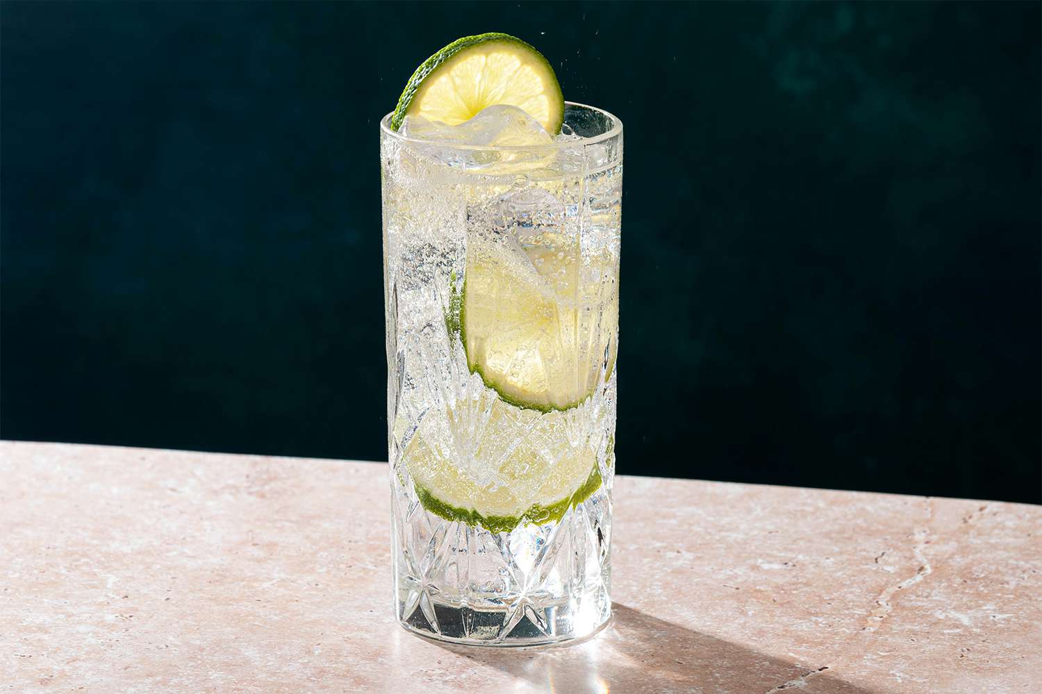 what-is-a-gin-and-tonic
