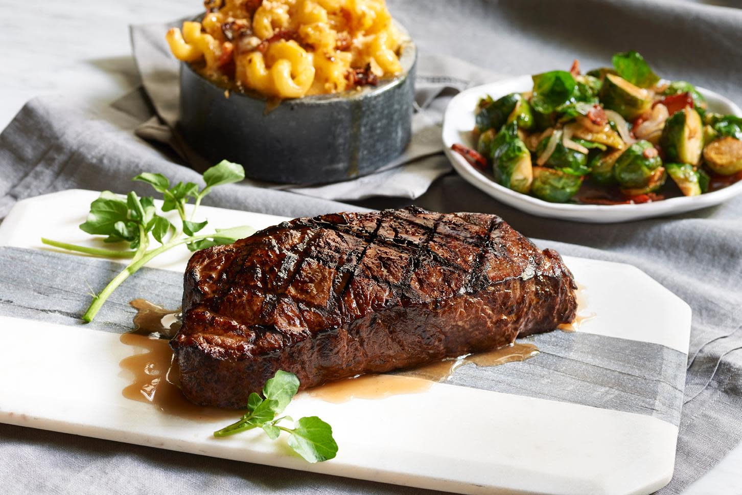 What Is a Manhattan Steak - Recipes.net