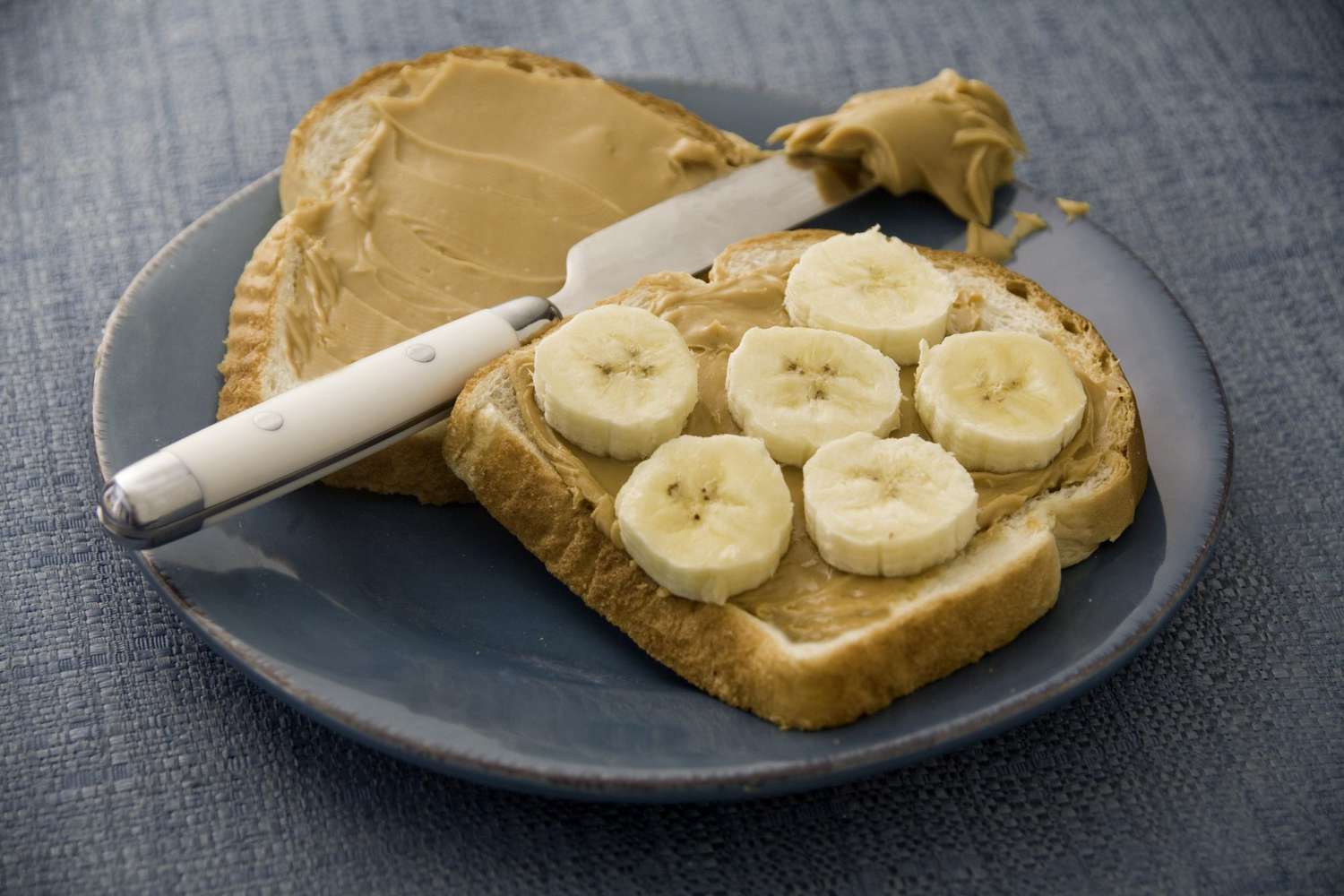 what-is-a-mayo-and-banana-sandwich