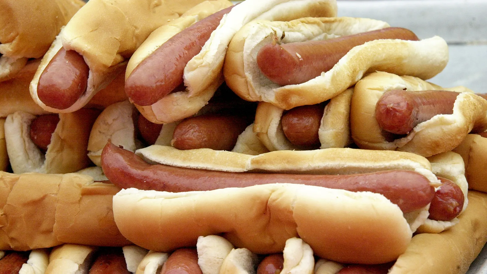 what-is-a-polish-hot-dog