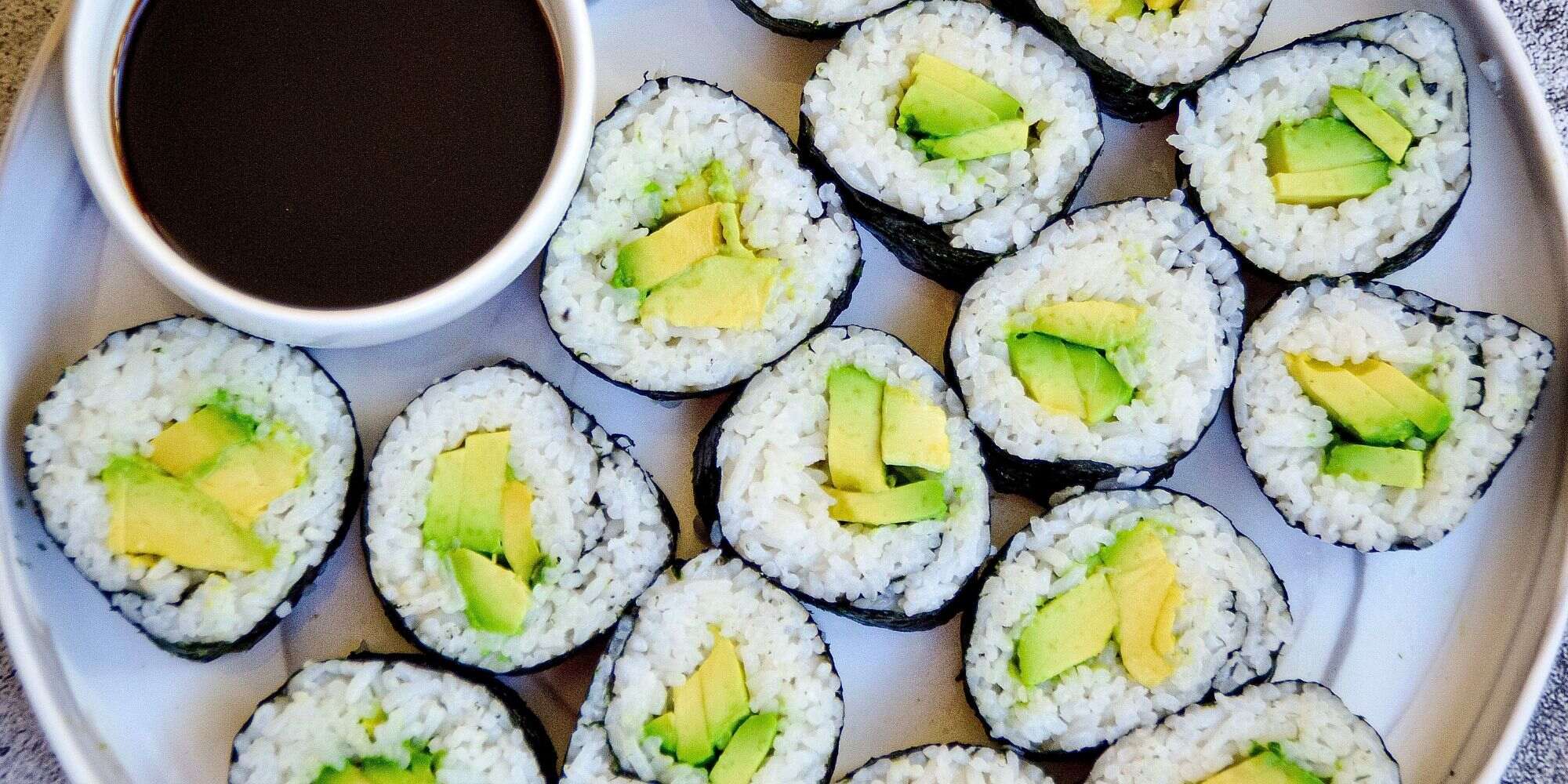 what-is-avocado-sushi