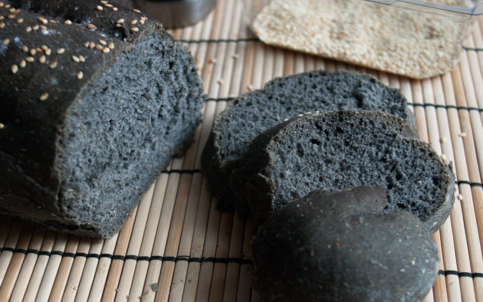 what-is-black-bread