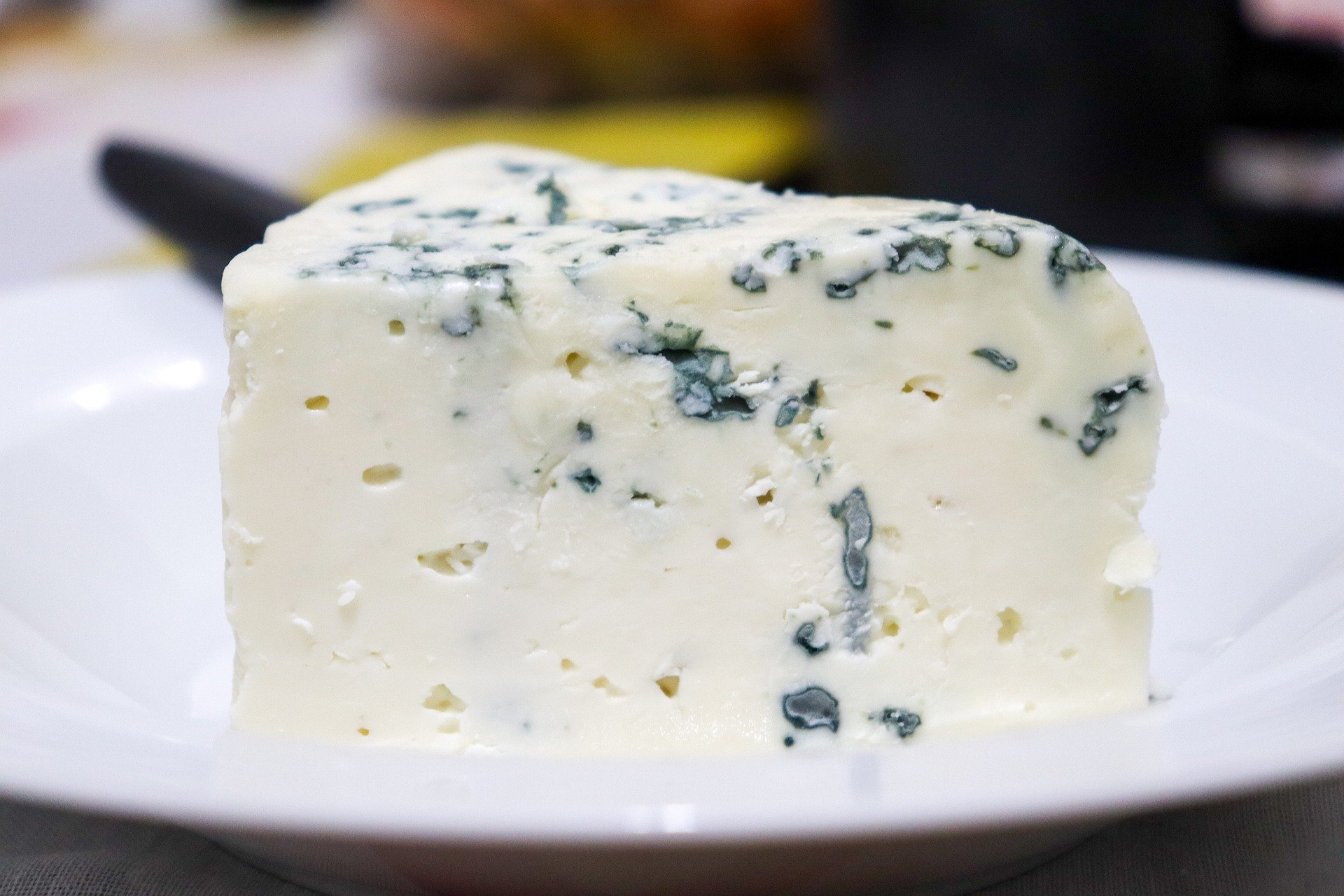 what-is-blue-cheese-made-of