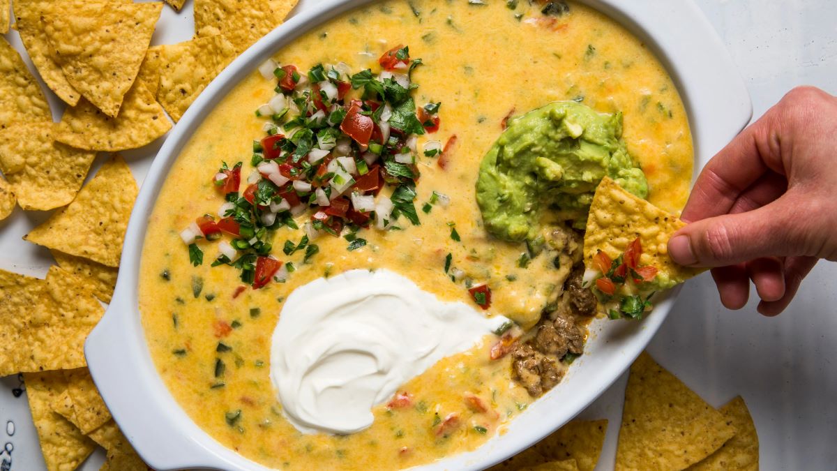 what-is-chile-con-queso