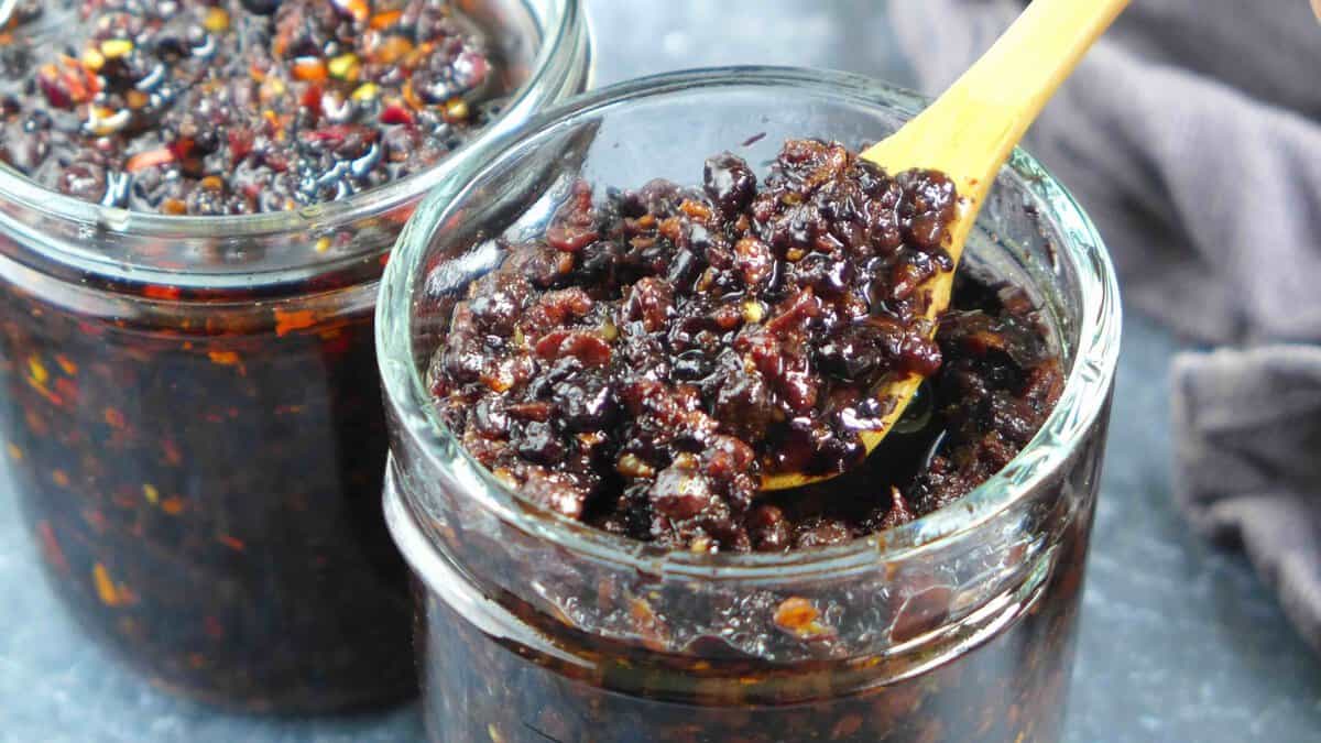 what-is-chinese-black-bean-sauce