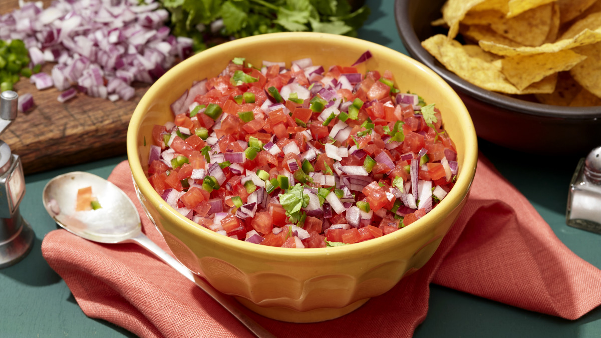 what-is-chipotle-tomato-salsa