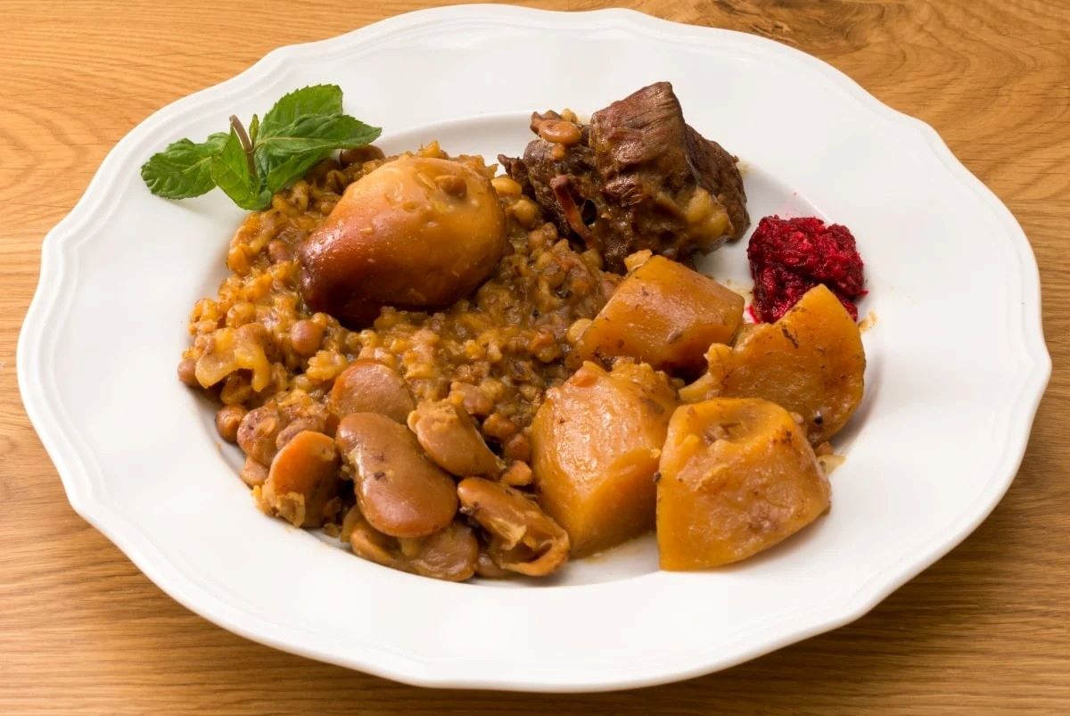 what-is-cholent