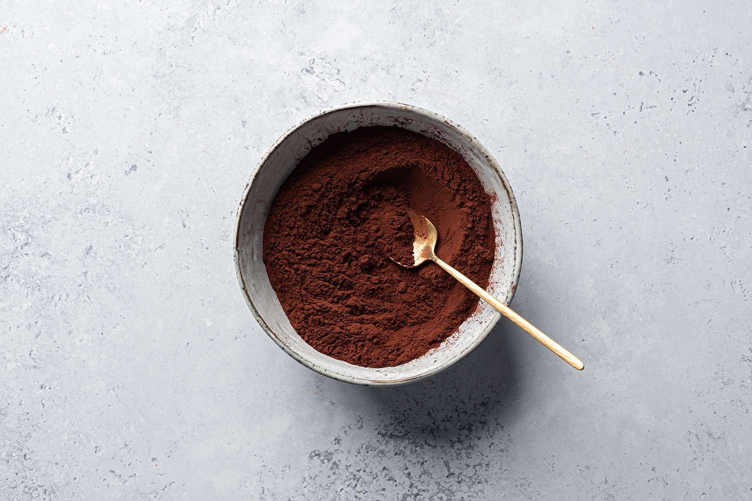 what-is-cocoa-vs-chocolate-powder