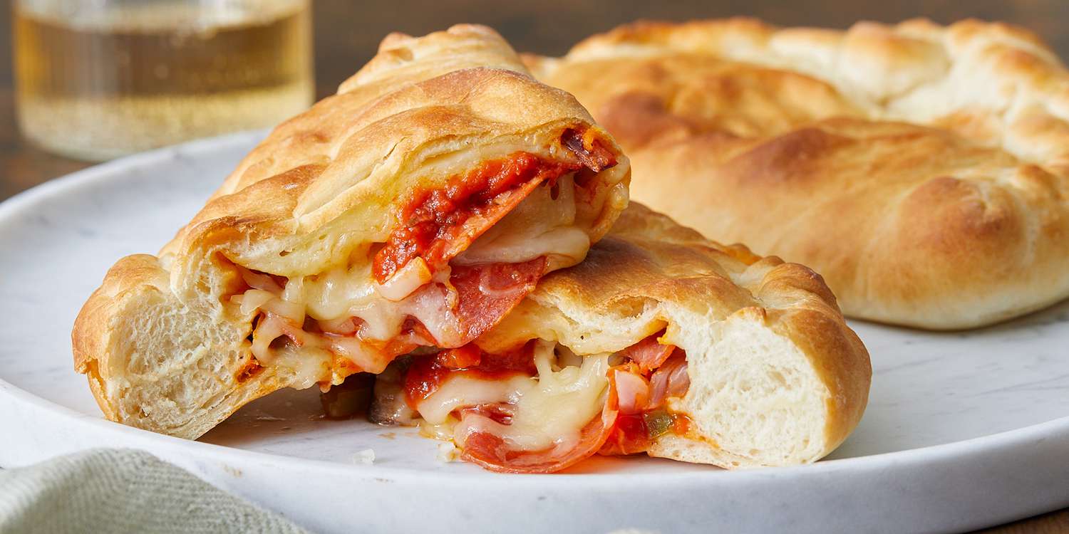 How To Eat Calzone Pizza Recipes