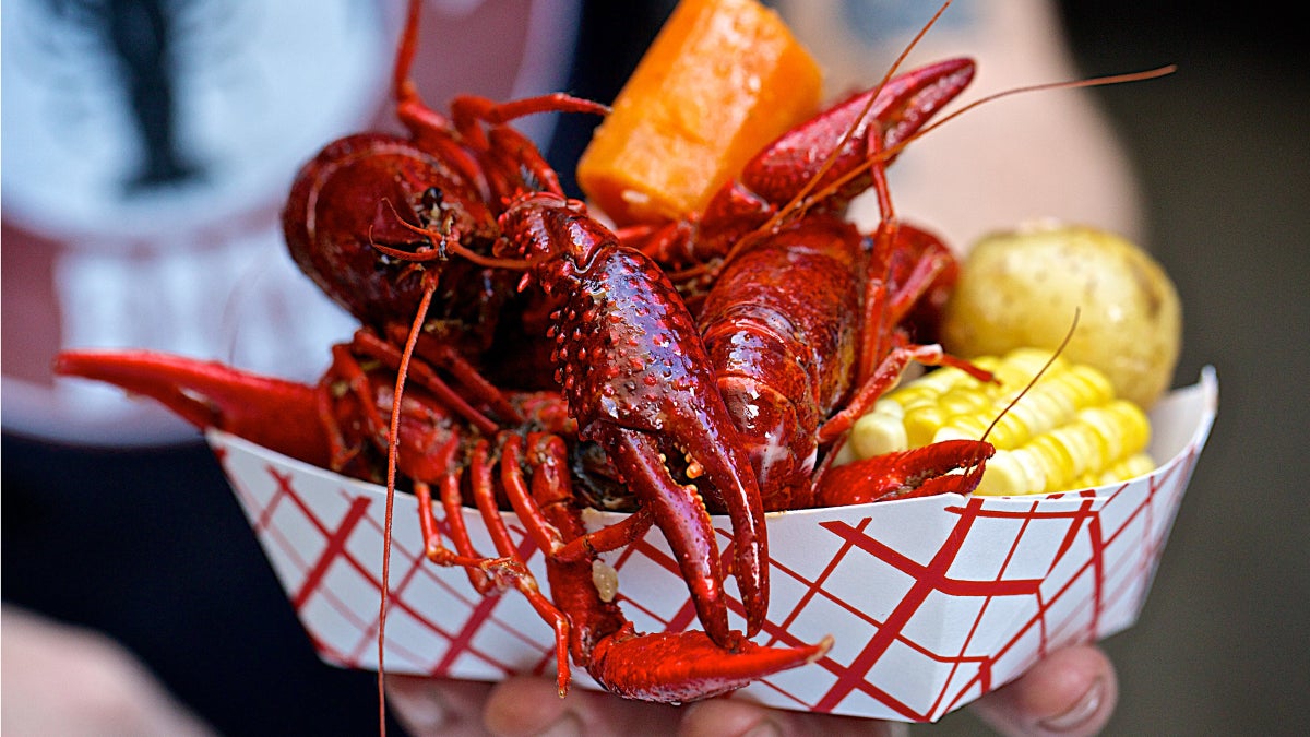 what-is-inside-of-crawfish