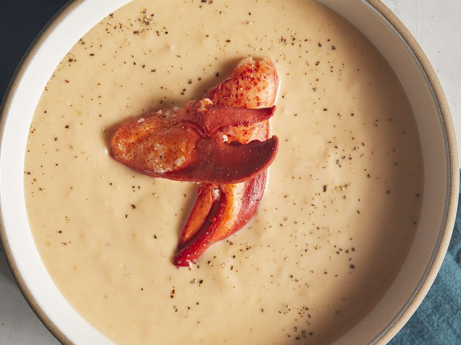 what-is-lobster-bisque