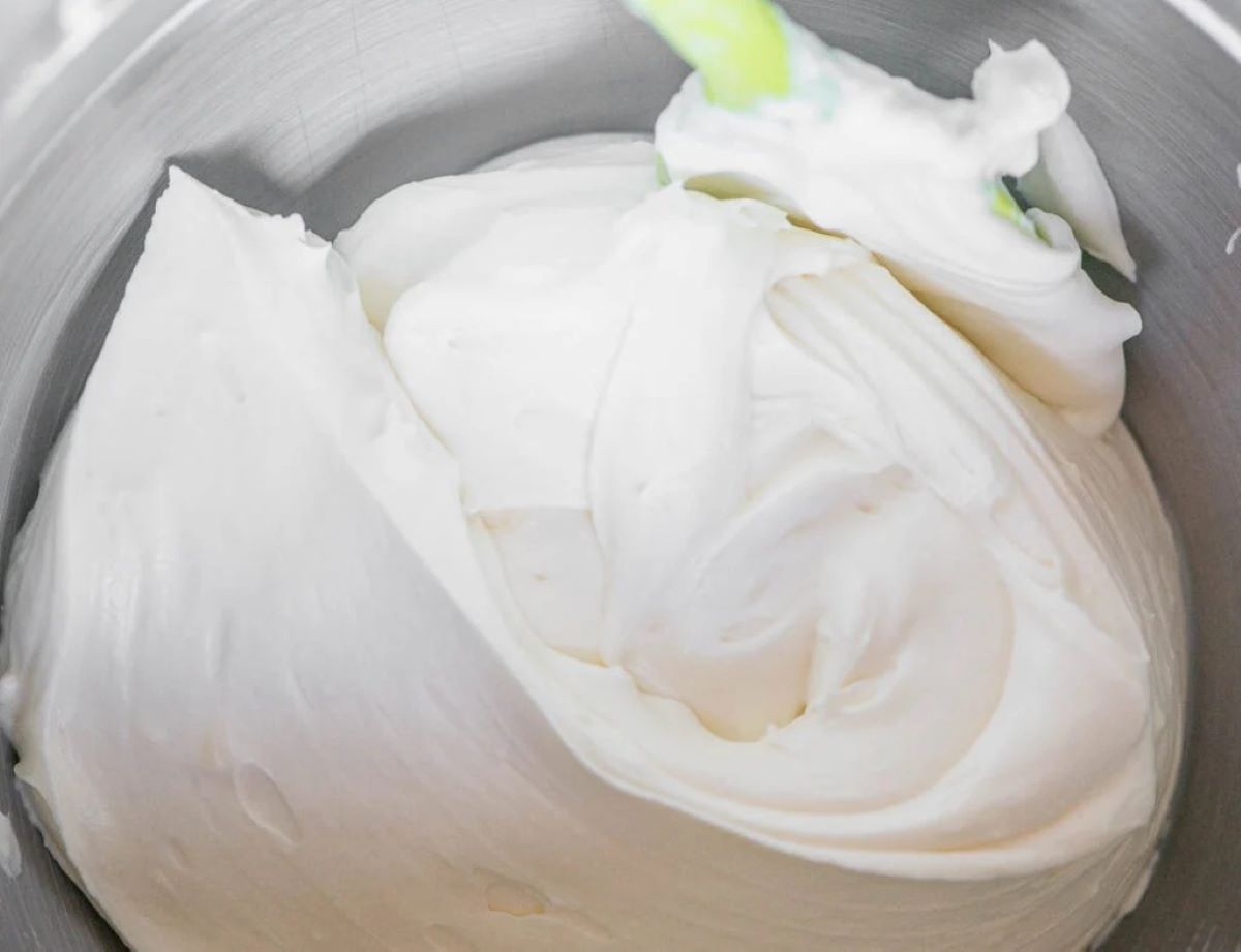 what-is-mascarpone-frosting