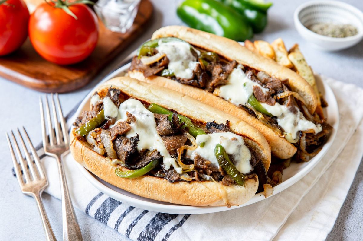 what-is-philly-cheesesteak