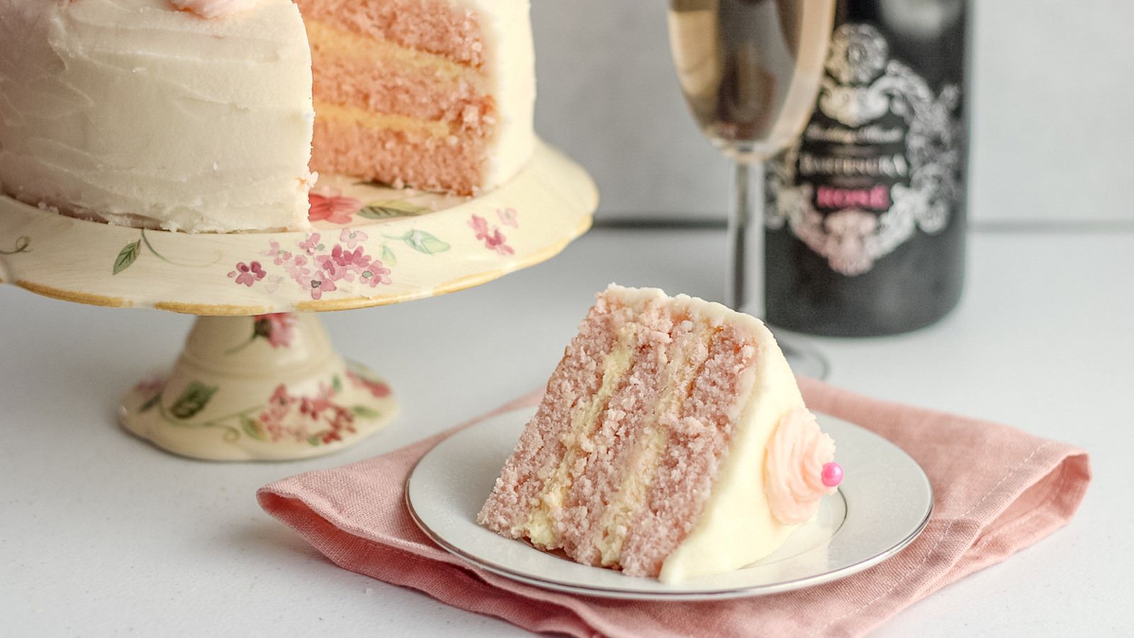 what-is-pink-champagne-cake