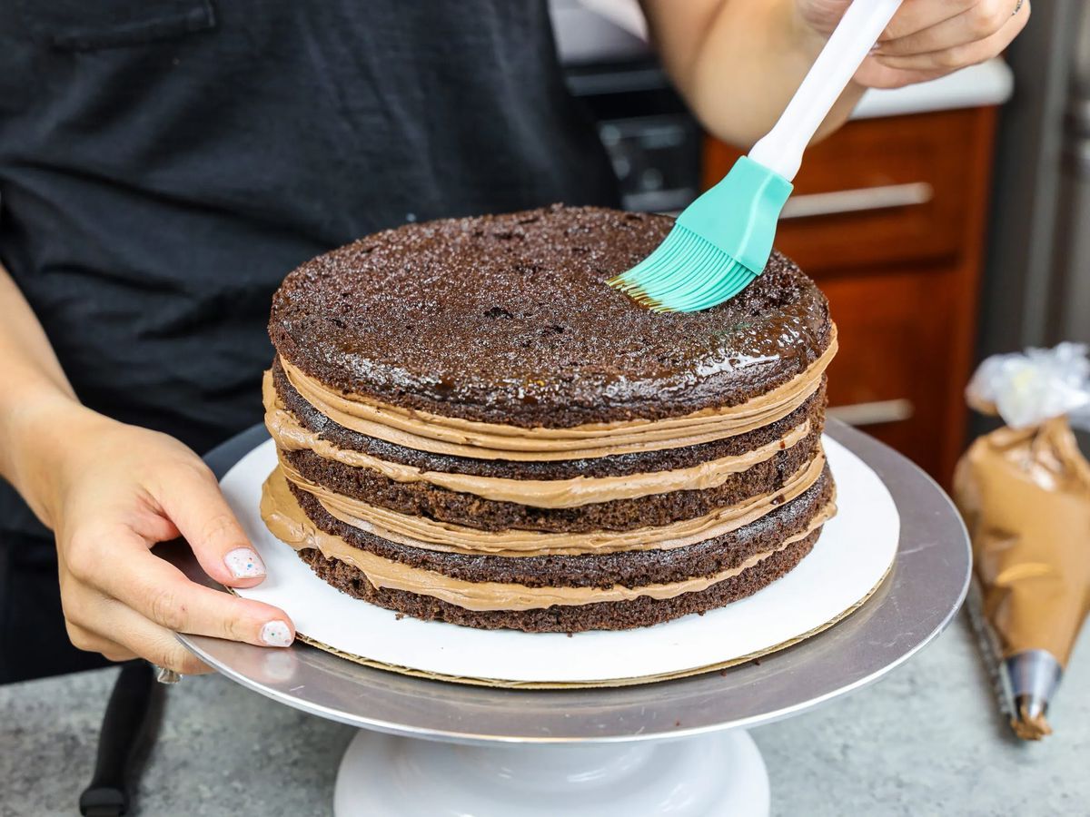 what-is-simple-syrup-used-for-in-cake