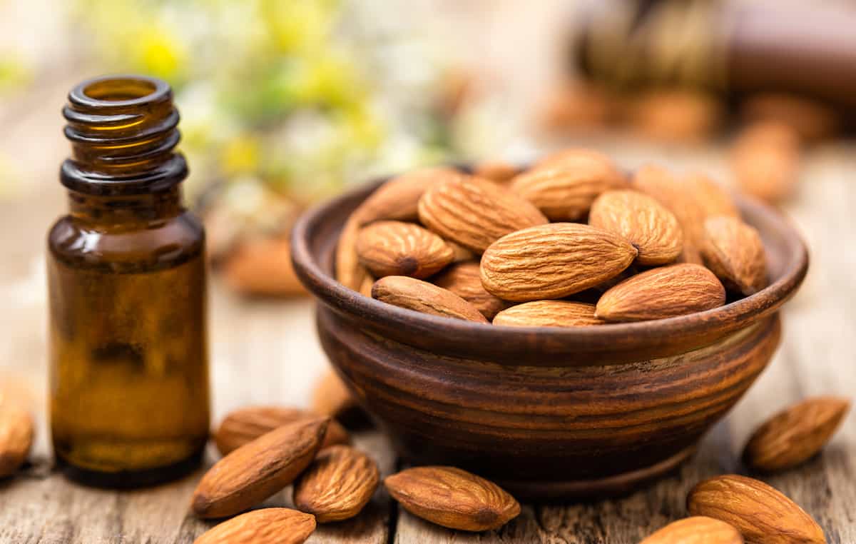 what-is-the-difference-between-almond-extract-and-almond-flavor