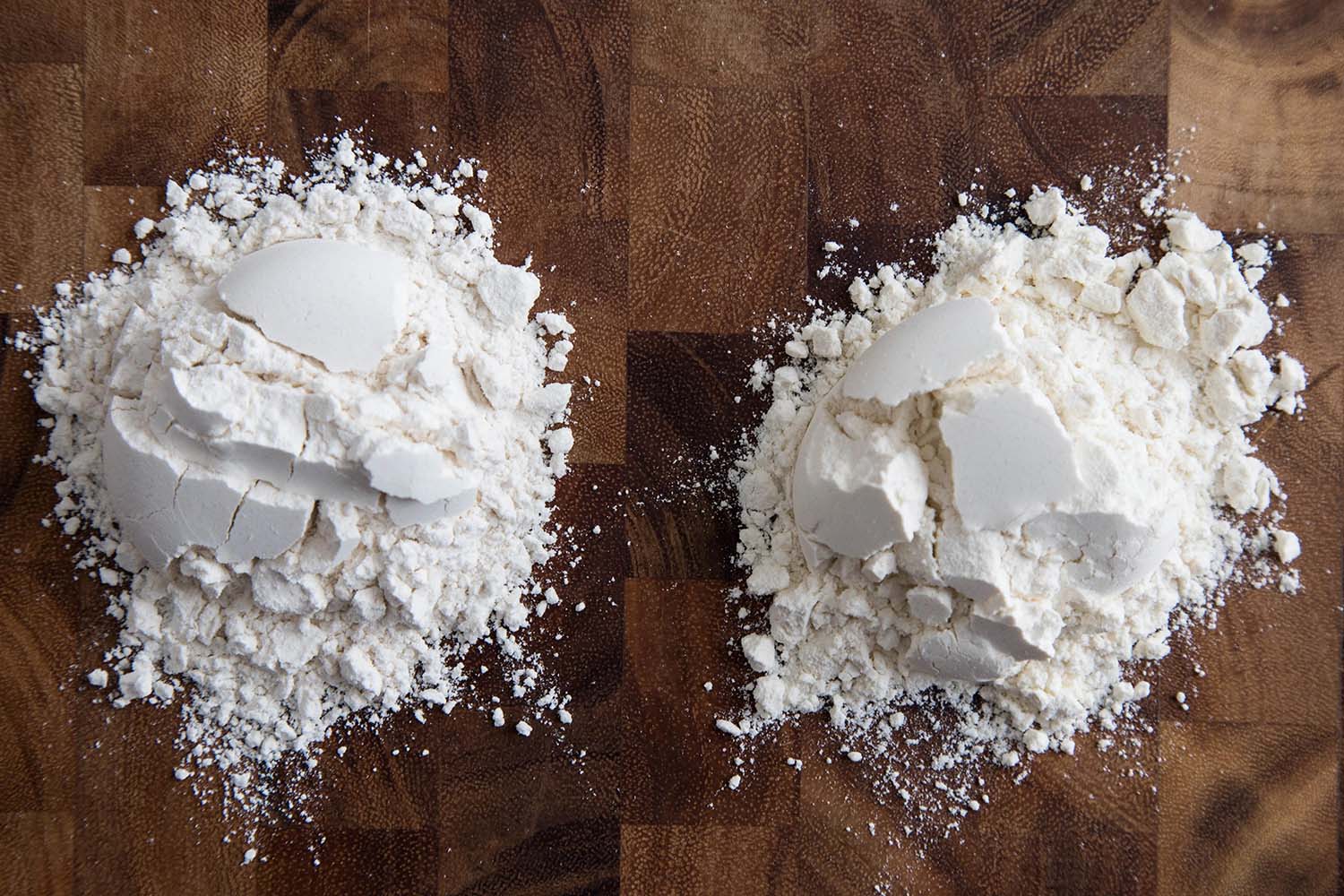 What Is the Difference Between Bleached Vs Unbleached Flour