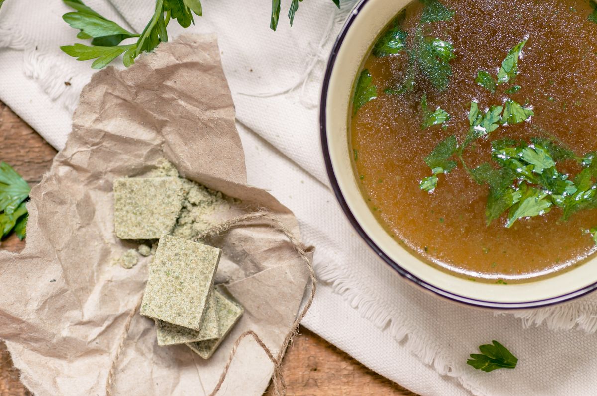 what-is-the-difference-between-bouillon-cubes-vs-broth