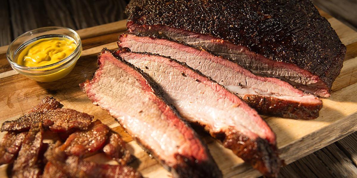 what-is-the-difference-between-brisket-flat-vs-point