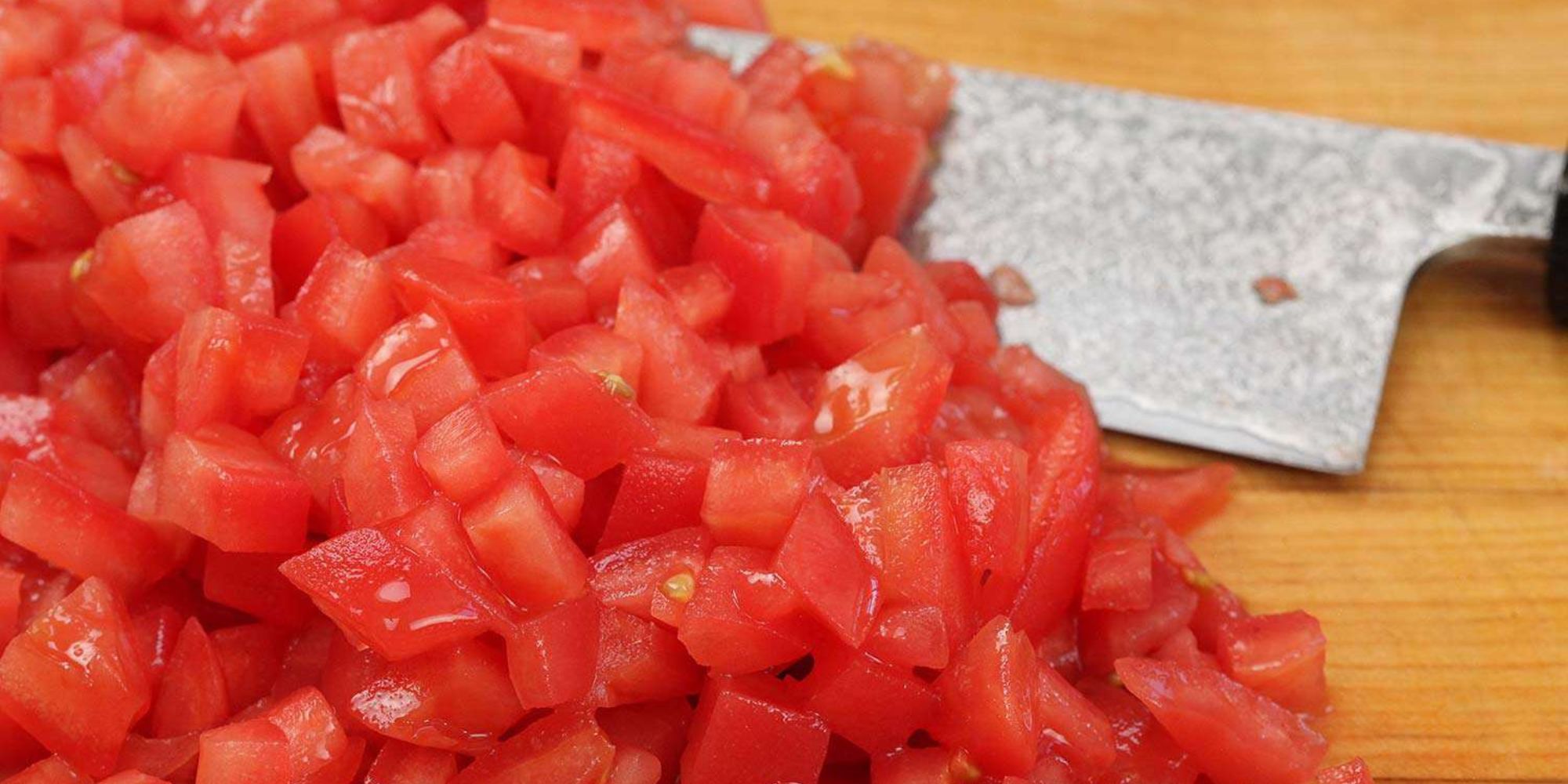 what-is-the-difference-between-crushed-and-diced-tomatoes