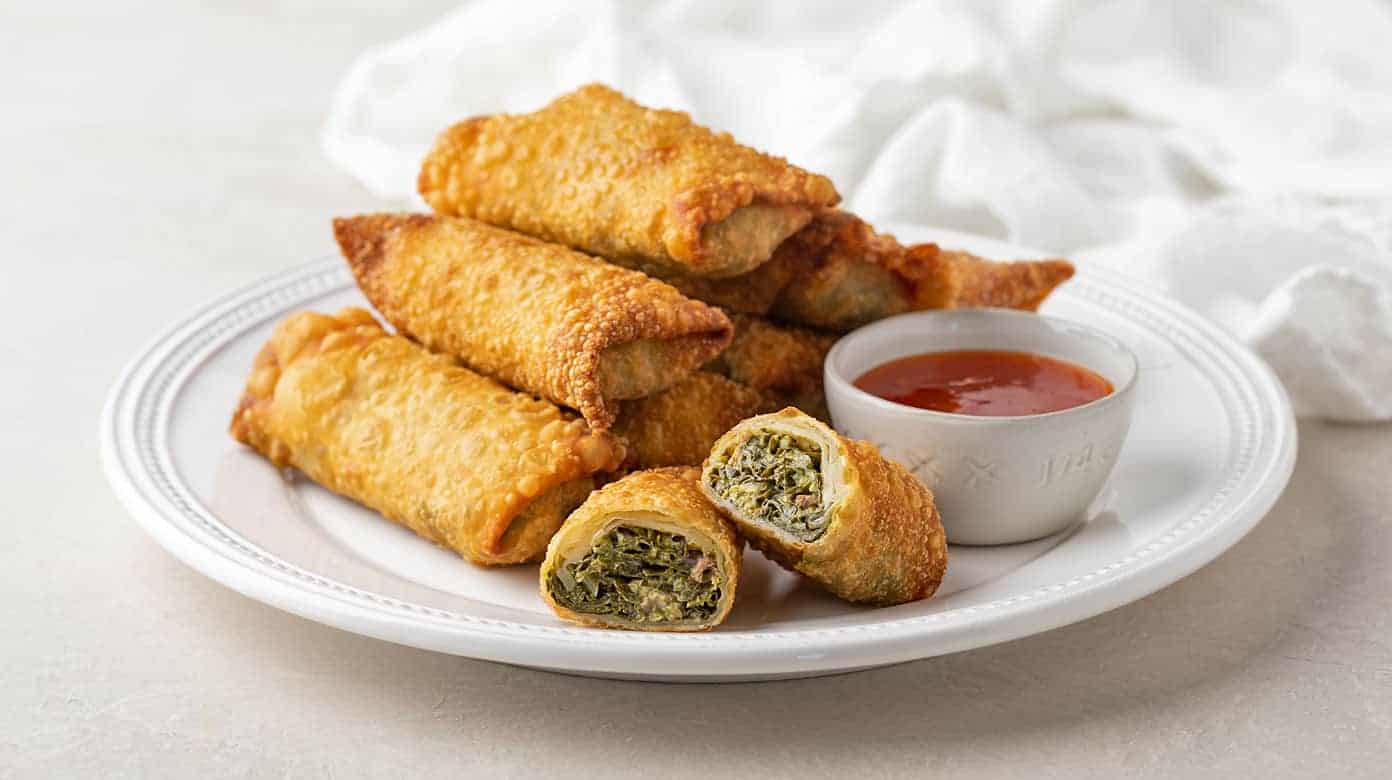 what-is-the-difference-between-egg-roll-vs-spring-roll