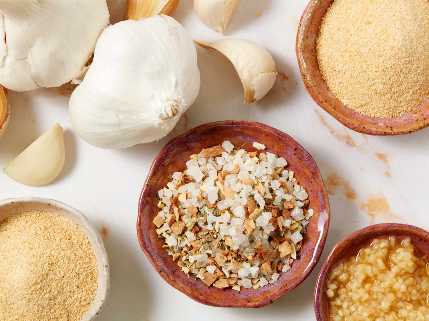 what-is-the-difference-between-garlic-powder-and-garlic-salt