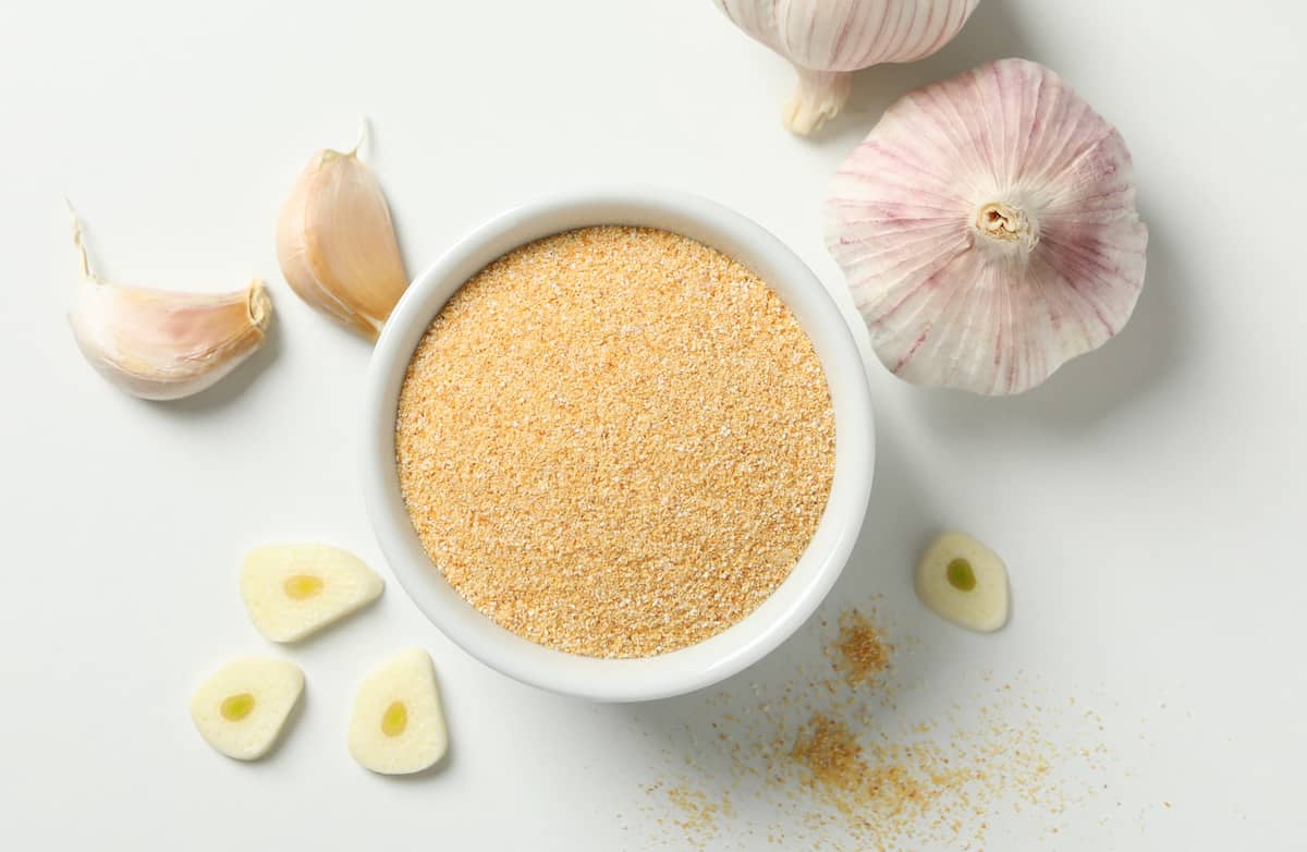 what-is-the-difference-between-garlic-salt-and-garlic-powder