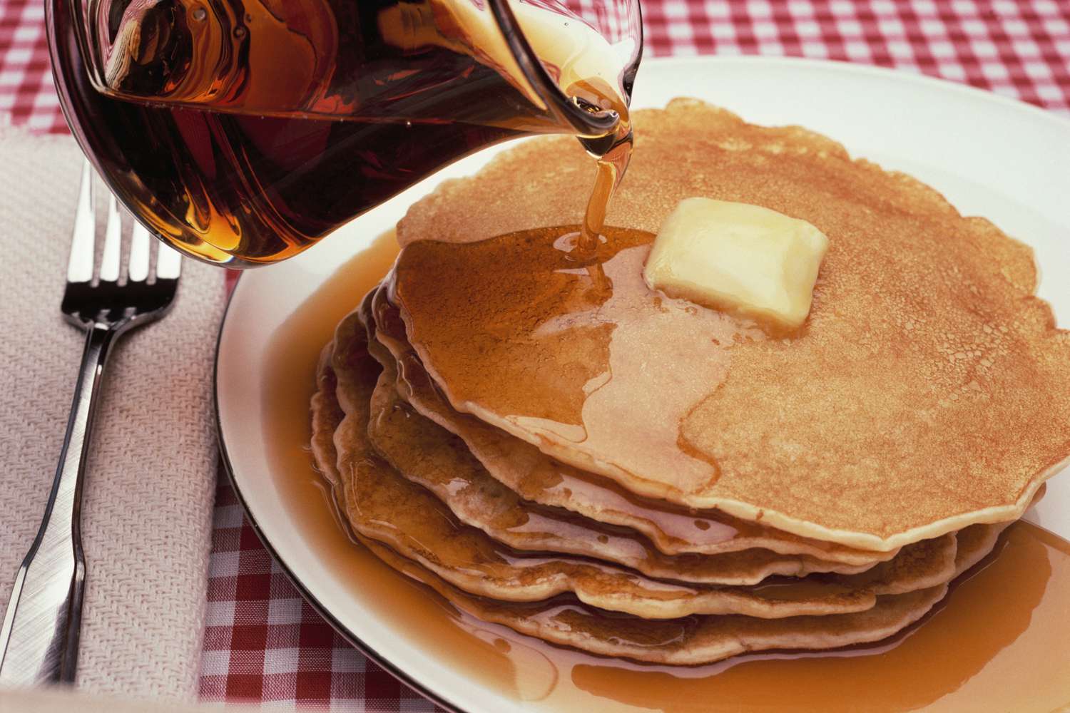 what-is-the-difference-between-maple-syrup-vs-pancake-syrup