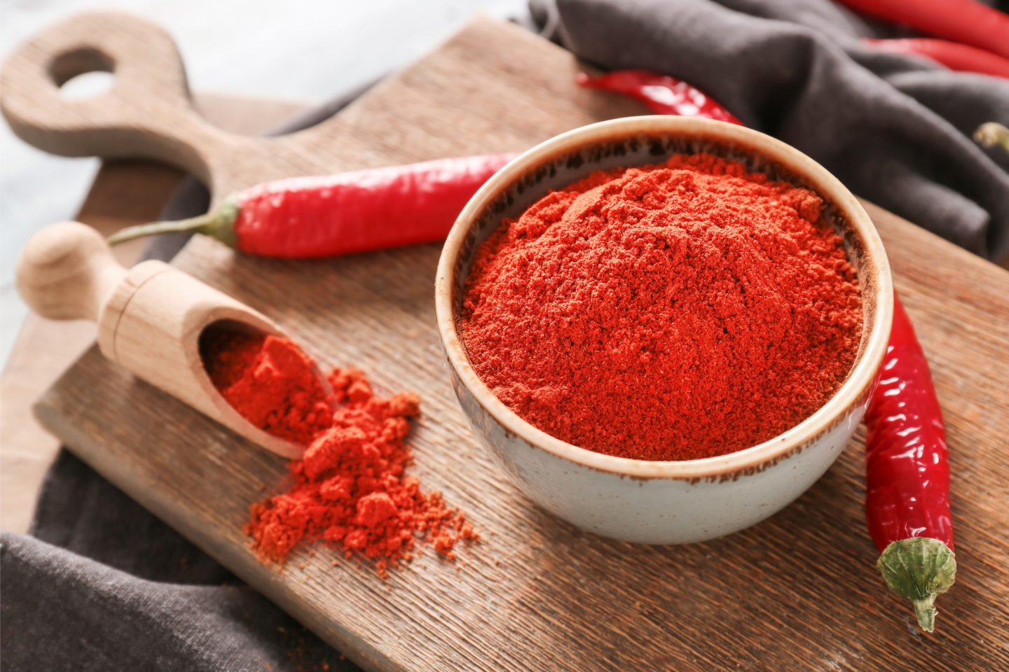 what-is-the-difference-between-paprika-vs-chili-powder
