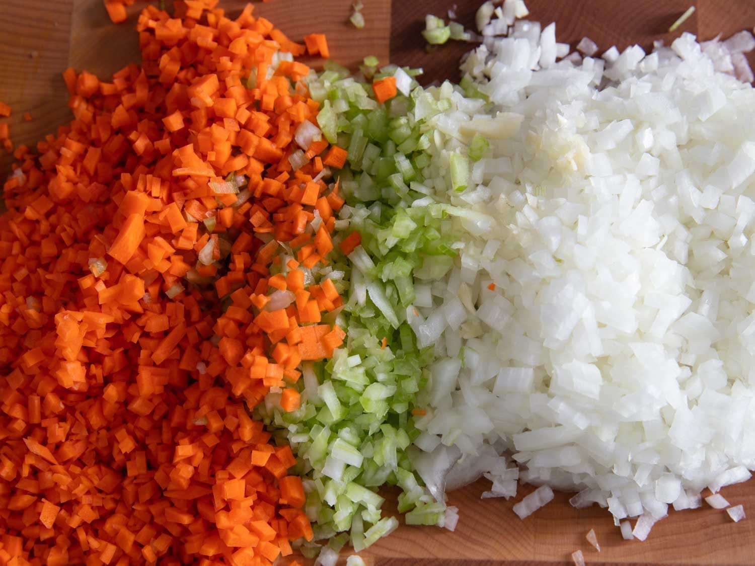 what-is-the-difference-mirepoix-vs-sofrito