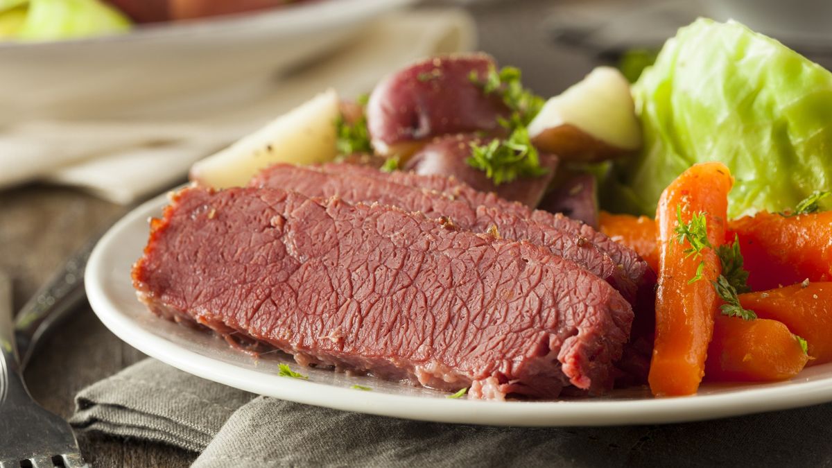 what-is-the-fastest-way-to-cook-corned-beef
