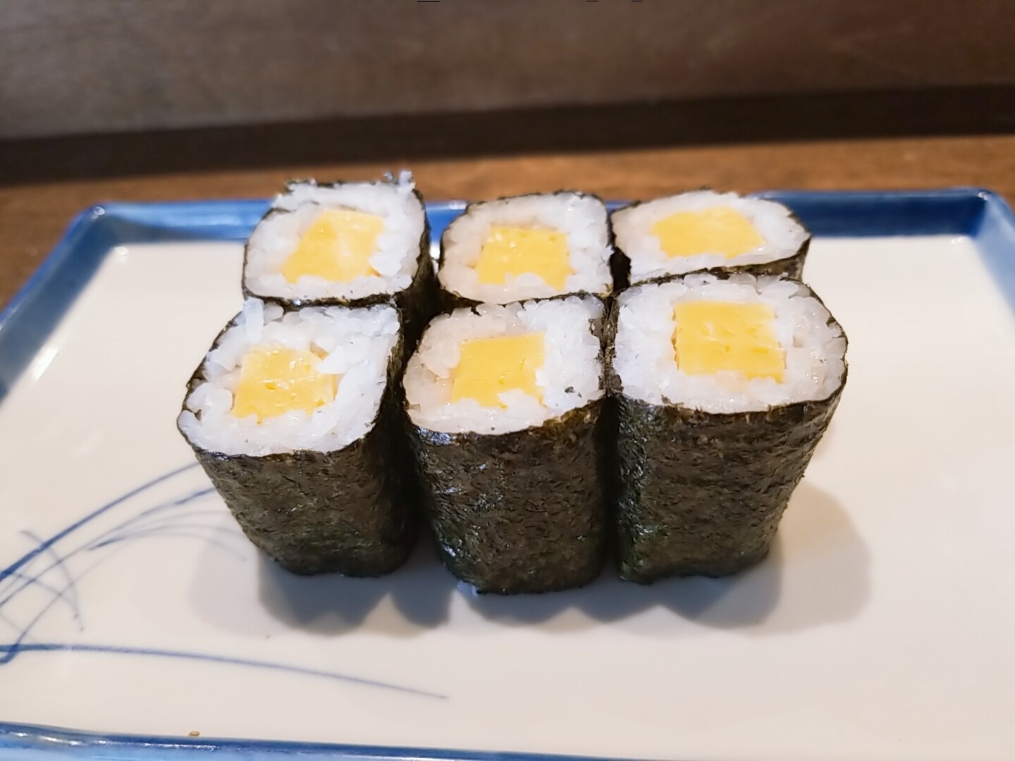 what-is-a-tamago-sushi-roll
